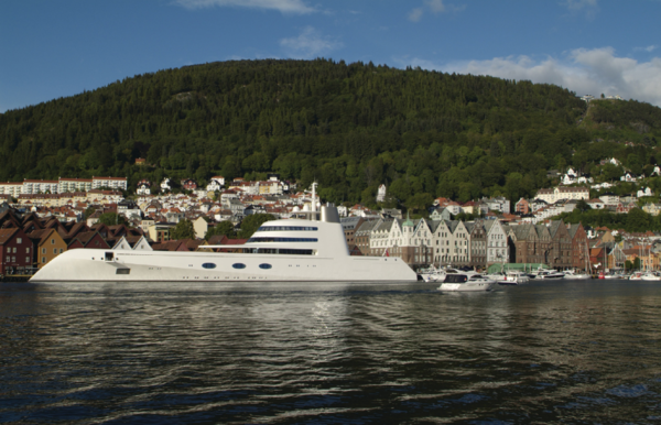 Bergen yacht