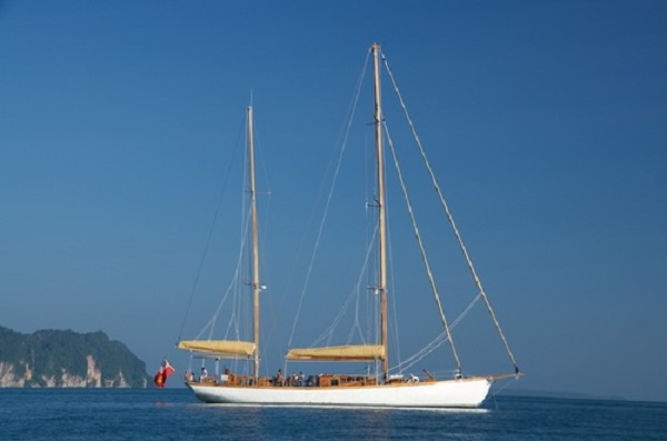 Burma Boating yacht 5