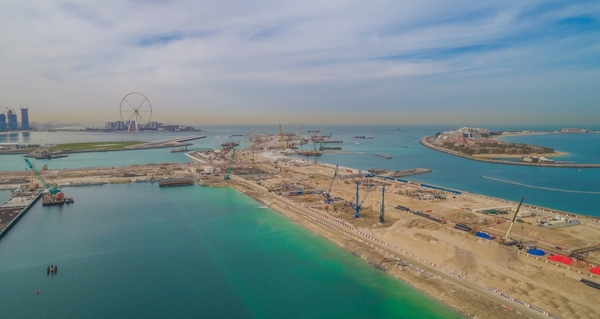 CN Dubai Harbour construction