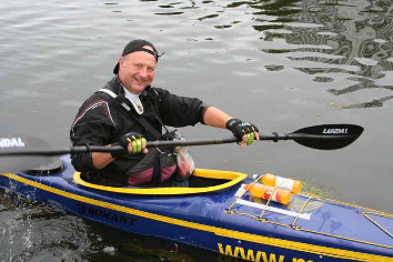 Chris Allix rowing 350