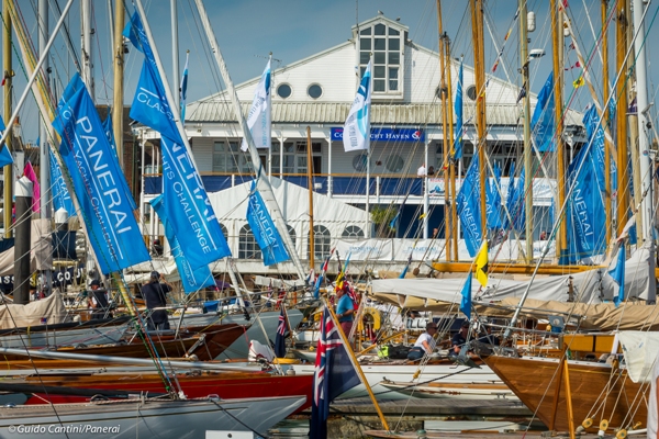 Cowes 11