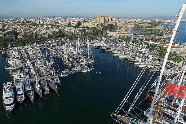 Palma boatshow aerial view2