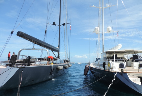 Sailing yachts Papeete