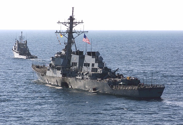 USS Cole DDG 67 Departs