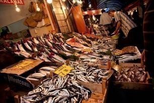fish market again Maks Karochkin