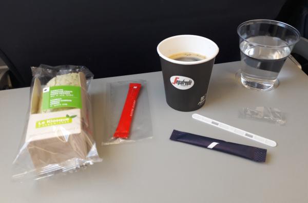 Plastic lunch on plane